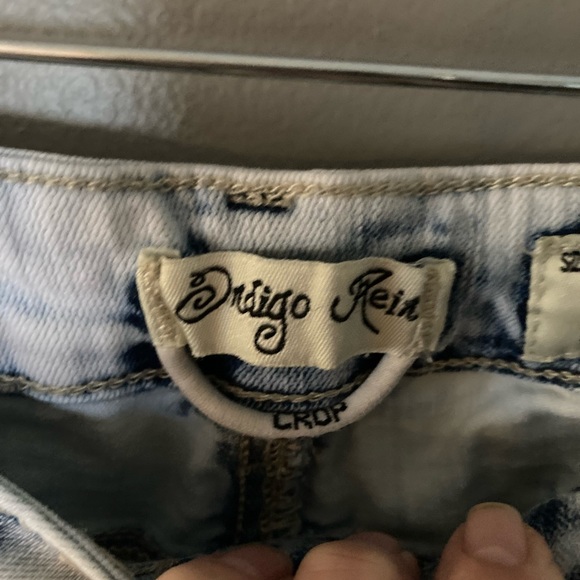 Diego Rein Crop Stonewashed Jeans. NWOT - Picture 4 of 7